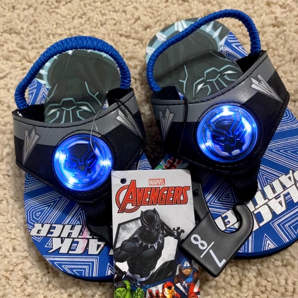🆕 Marvel Avengers Black Panther Sandals size 7/8 - Picture 6 of 7